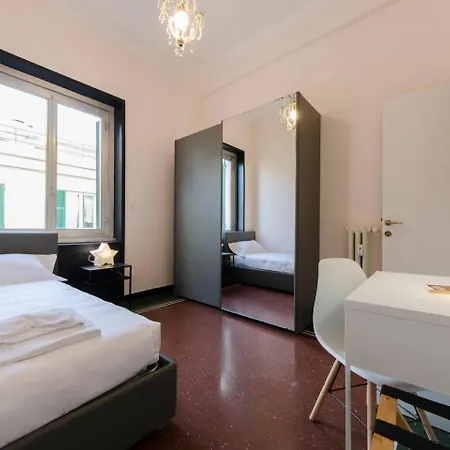 Apartamento Joivy Splendid For 8 With Beautiful Seaview Génova