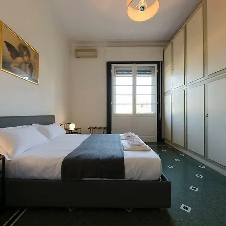 Apartment Joivy Splendid For 8 With Beautiful Seaview